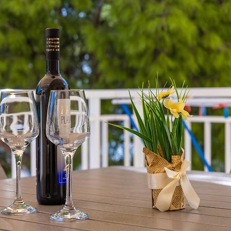 Rosemary Apartments Дуче Экстерьер фото