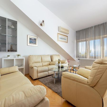 Rosemary Apartments Дуче Экстерьер фото
