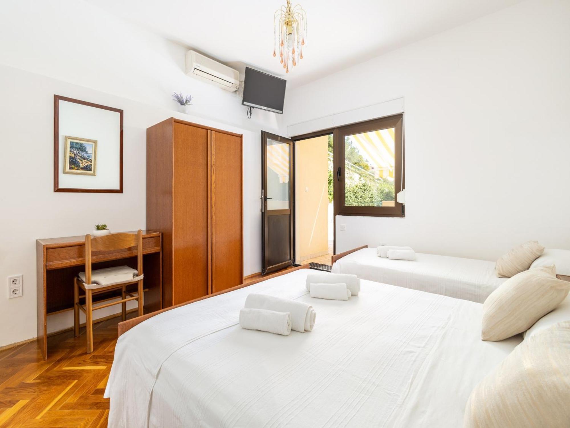 Rosemary Apartments Дуче Экстерьер фото