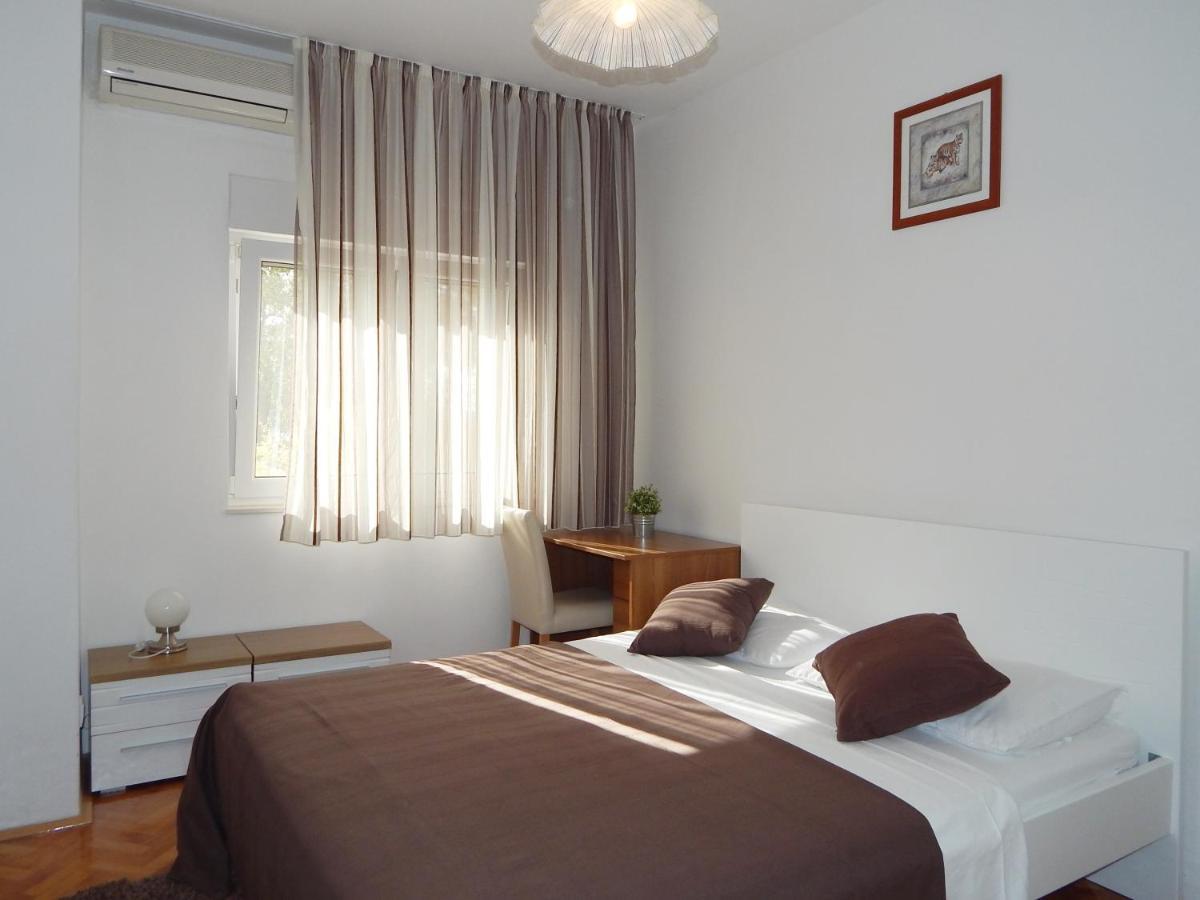Rosemary Apartments Дуче Экстерьер фото