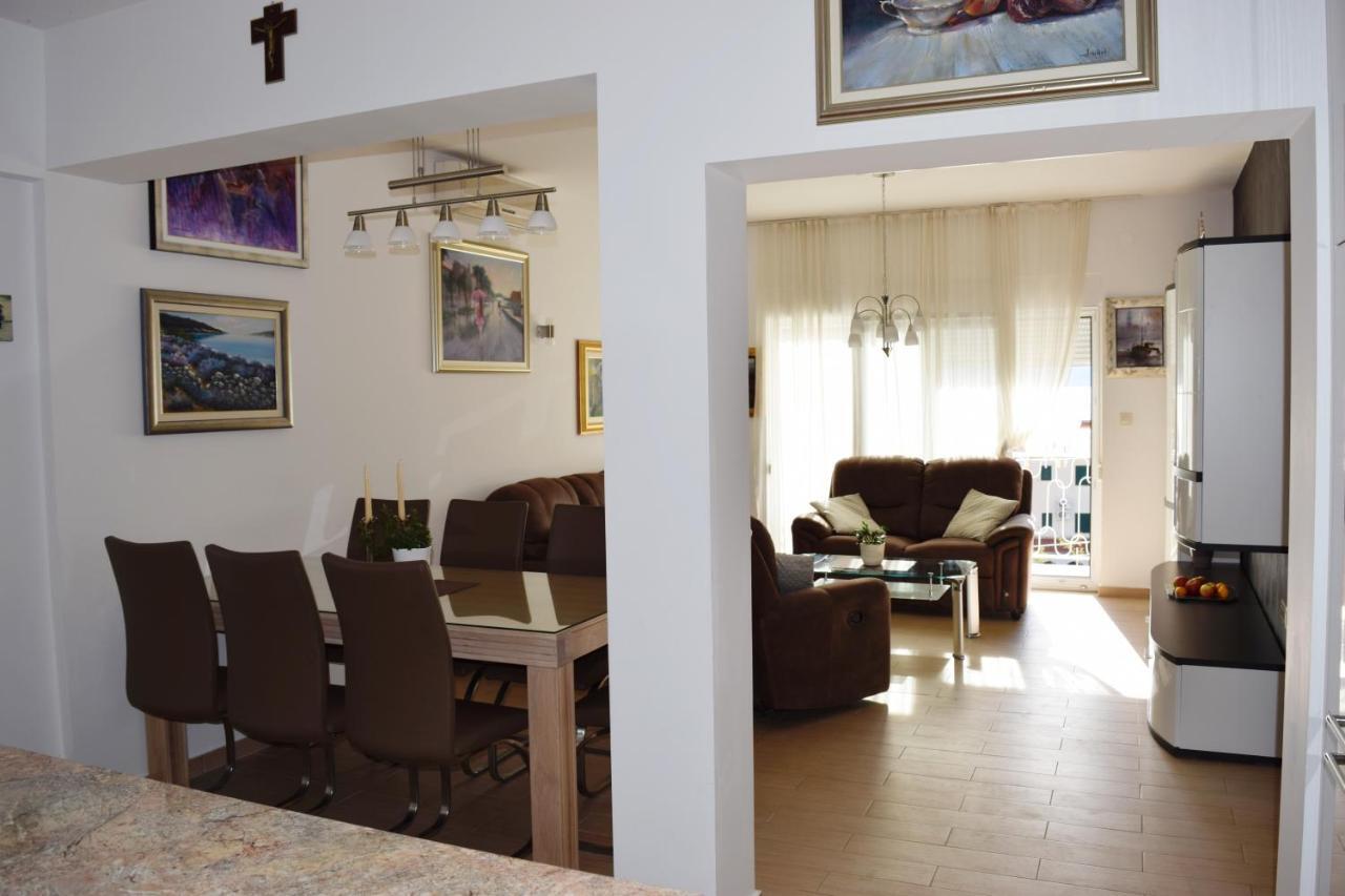 Rosemary Apartments Дуче Экстерьер фото